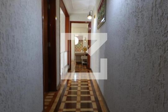 Corredor e Escada de casa à venda com 3 quartos, 400m² em Vila Macedópolis, São Paulo