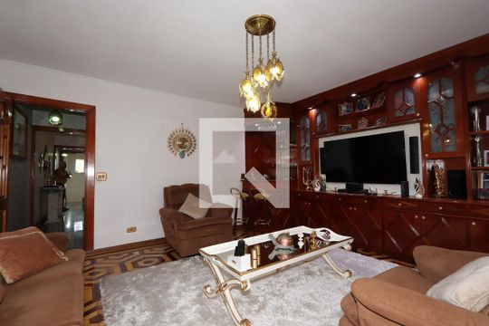 Casa à venda com 3 quartos, 400m² em Vila Macedópolis, São Paulo