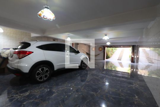 Garagem de casa à venda com 3 quartos, 400m² em Vila Macedópolis, São Paulo