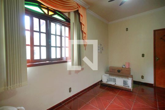 Quarto 4 de casa para alugar com 5 quartos, 265m² em Boa Vista, Belo Horizonte