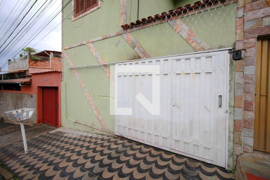 Fachada de casa para alugar com 5 quartos, 265m² em Boa Vista, Belo Horizonte