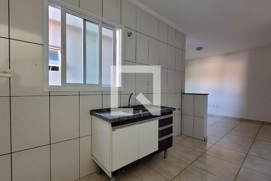 Cozinha de apartamento à venda com 2 quartos, 108m² em Vila Lucinda, Santo André