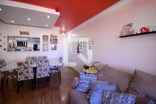 Sala  de apartamento à venda com 3 quartos, 70m² em Saúde, São Paulo