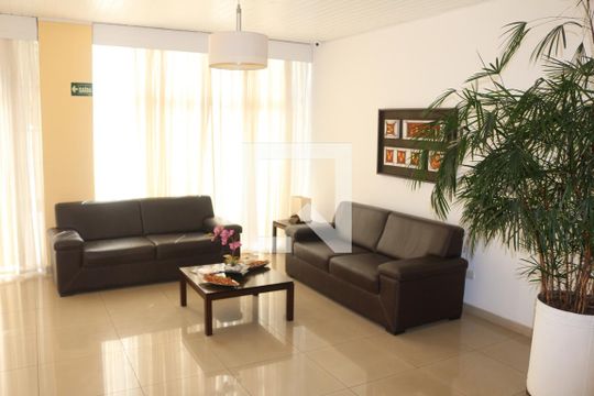 Hall social de apartamento para alugar com 4 quartos, 222m² em Santo Antônio, São Caetano do Sul