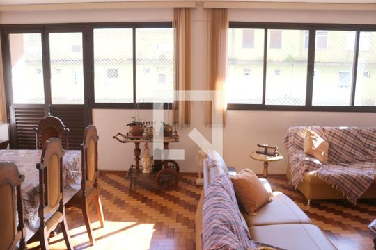 Sala de apartamento para alugar com 4 quartos, 222m² em Santo Antônio, São Caetano do Sul