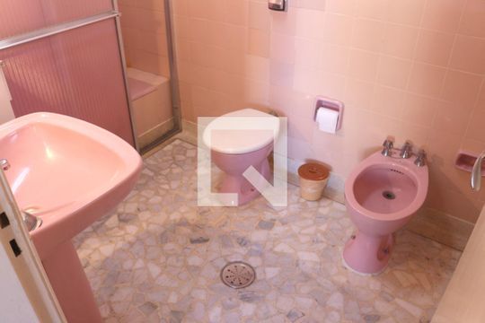 Banheiro da Suíte 1 de apartamento para alugar com 4 quartos, 222m² em Santo Antônio, São Caetano do Sul