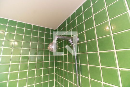 Chuveiro de casa de condomínio à venda com 5 quartos, 450m² em São Francisco, Niterói
