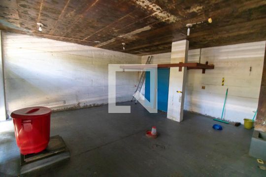 Garagem de casa de condomínio à venda com 5 quartos, 450m² em São Francisco, Niterói