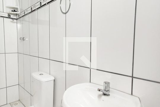 Banheiro de casa para alugar com 1 quarto, 90m² em Primavera, Novo Hamburgo