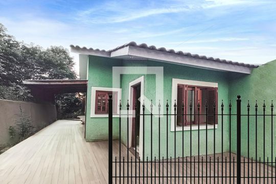 Fachada de casa para alugar com 1 quarto, 90m² em Primavera, Novo Hamburgo