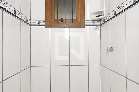 Banheiro de casa para alugar com 1 quarto, 90m² em Primavera, Novo Hamburgo