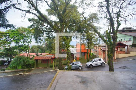 Vista da Sala de casa à venda com 3 quartos, 197m² em Vila Nova, Novo Hamburgo