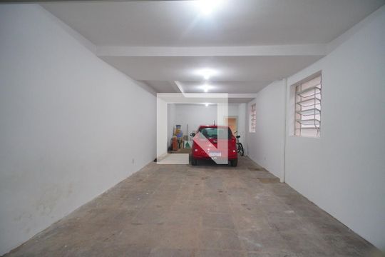Garagem de casa à venda com 3 quartos, 197m² em Vila Nova, Novo Hamburgo
