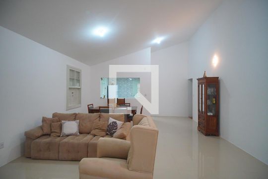 Sala de casa à venda com 3 quartos, 197m² em Vila Nova, Novo Hamburgo