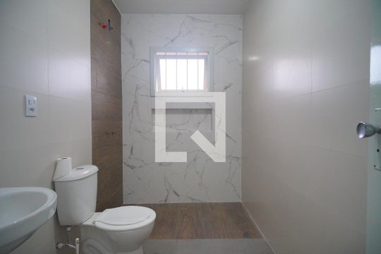 Banheiro da Suíte de casa à venda com 3 quartos, 197m² em Vila Nova, Novo Hamburgo