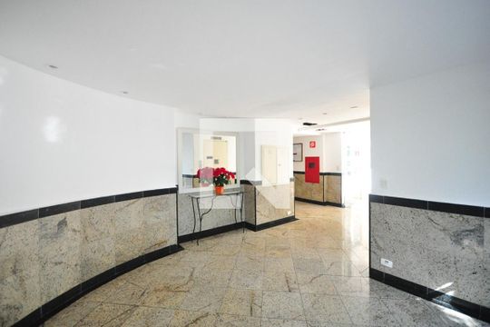 Hall Social de apartamento à venda com 2 quartos, 65m² em Real Parque, São Paulo
