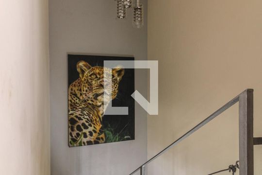 Escada de casa de condomínio à venda com 3 quartos, 250m² em Vargem Grande, Rio de Janeiro