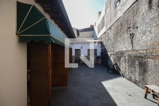 Quintal de casa à venda com 3 quartos, 325m² em Jardim America, Taboão da Serra