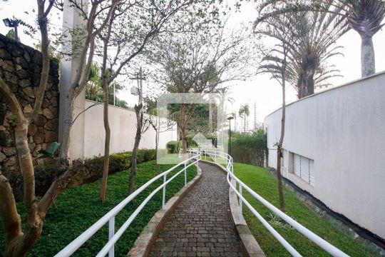 Área comum - Jardim de apartamento para alugar com 3 quartos, 173m² em Vila Andrade, São Paulo