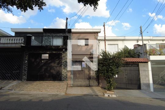 Fachada de casa à venda com 2 quartos, 100m² em Parque Jabaquara, São Paulo