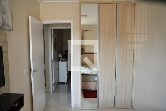 Quarto de apartamento para alugar com 2 quartos, 42m² em Outeiro de Passárgada, Cotia