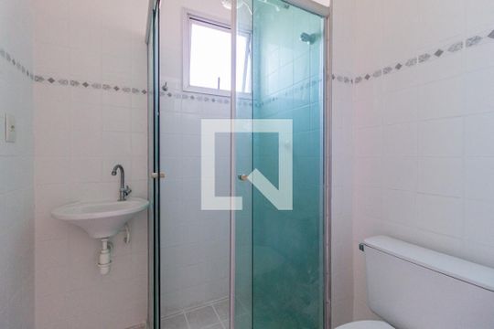 Banheiro de apartamento para alugar com 2 quartos, 70m² em São Pedro, Osasco