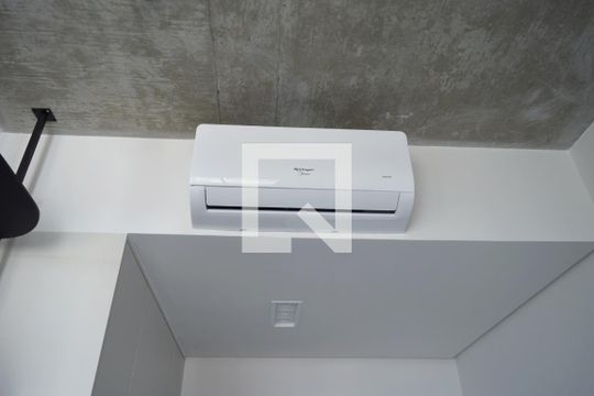 Ar condicionado suíte 1 de apartamento à venda com 2 quartos, 115m² em Cerqueira César, São Paulo