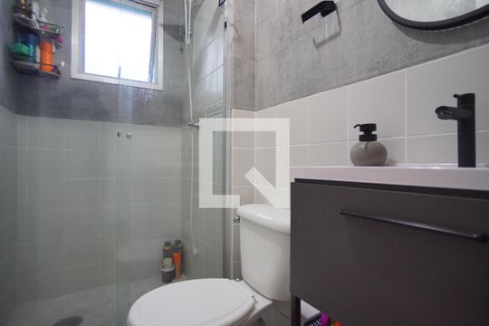Banheiro Corredor de apartamento à venda com 1 quarto, 59m² em Farrapos, Porto Alegre