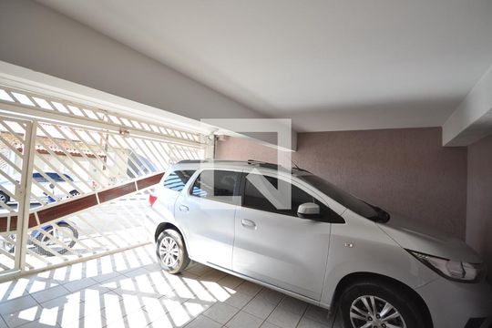 Garagem de casa à venda com 3 quartos, 125m² em Tucuruvi, São Paulo