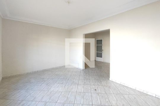 Sala de Estar de casa à venda com 3 quartos, 300m² em Jardim Santa Amalia, Campinas