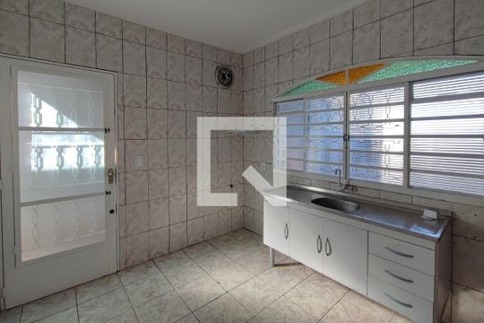 Cozinha de casa à venda com 3 quartos, 300m² em Jardim Santa Amalia, Campinas