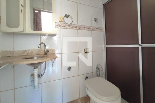 Banheiro Suíte 1 de casa à venda com 3 quartos, 300m² em Jardim Santa Amalia, Campinas