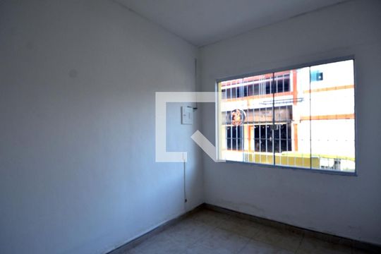 Quarto 1 de casa para alugar com 2 quartos, 60m² em Jardim América, Rio de Janeiro