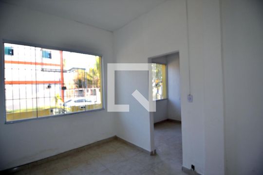 Quarto 1 de casa para alugar com 2 quartos, 60m² em Jardim América, Rio de Janeiro