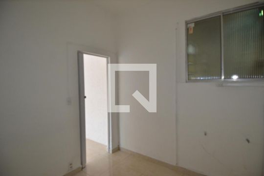 Quarto 2 de casa para alugar com 2 quartos, 60m² em Jardim América, Rio de Janeiro
