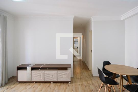 Sala de apartamento para alugar com 2 quartos, 69m² em Olímpico, São Caetano do Sul