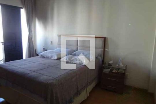 Foto 17 de casa à venda com 4 quartos, 232m² em Vila Prudente, São Paulo