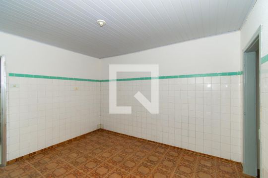 Cozinha de casa para alugar com 1 quarto, 60m² em Vila Califórnia, São Paulo