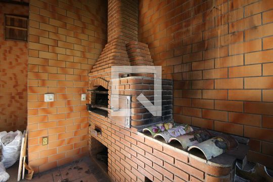Churrasqueira de casa para alugar com 2 quartos, 345m² em Chácara Califórnia, São Paulo