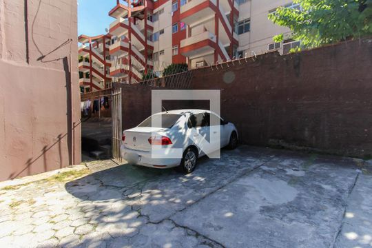 Estacionamento de apartamento à venda com 2 quartos, 52m² em Conjunto Residencial José Bonifácio, São Paulo