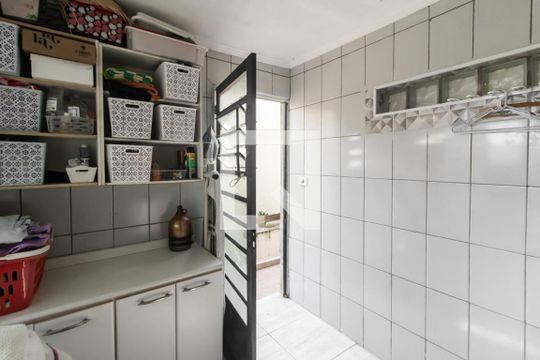 Área de Serviço de casa à venda com 3 quartos, 187m² em Vila Paranagua, São Paulo