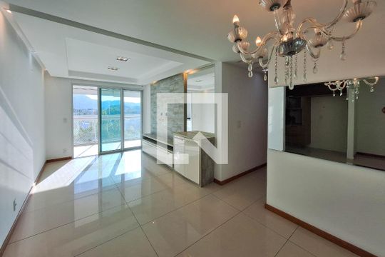 Apartamento para alugar com 3 quartos, 110m² em São Francisco, Niterói