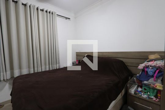 Suíte de apartamento para alugar com 3 quartos, 78m² em Parque Independencia, São Paulo