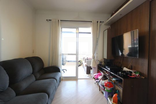 Sala de apartamento para alugar com 3 quartos, 78m² em Parque Independencia, São Paulo