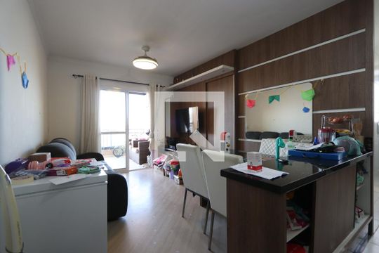 Sala de apartamento para alugar com 3 quartos, 78m² em Parque Independencia, São Paulo