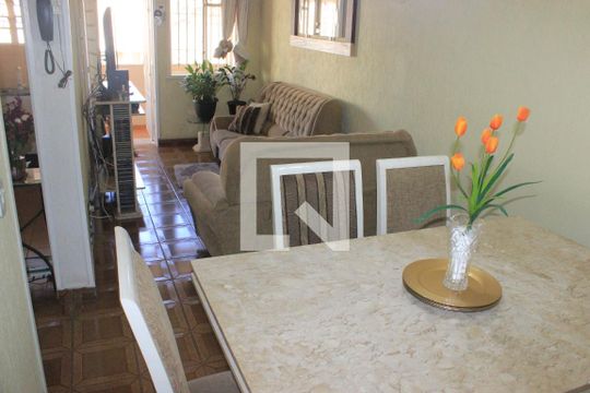 Sala de jantar de apartamento à venda com 2 quartos, 60m² em Vila Galvão , Guarulhos