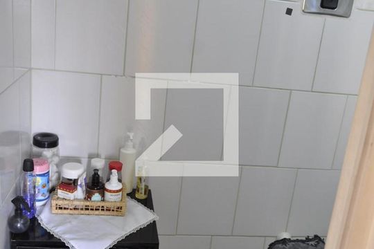 Banheiro de apartamento à venda com 1 quarto, 50m² em Engenho Novo, Rio de Janeiro