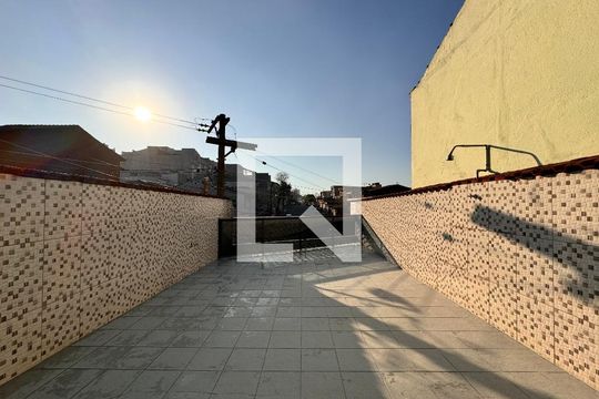 Quintal de casa à venda com 3 quartos, 325m² em Vila Progresso, Santo André