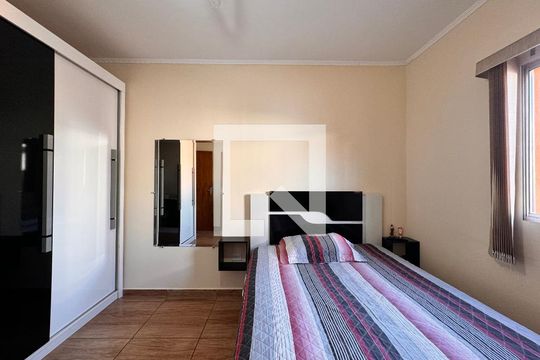 Quarto 1 de casa à venda com 3 quartos, 325m² em Vila Progresso, Santo André