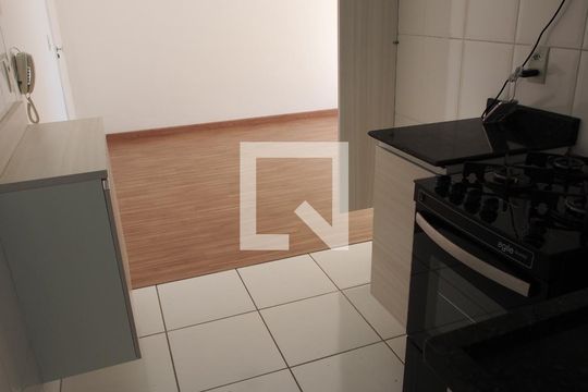 Cozinha e Área de Serviço de apartamento à venda com 2 quartos, 52m² em Parque Cecap, Jundiaí